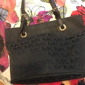Michael Kors pocketbook